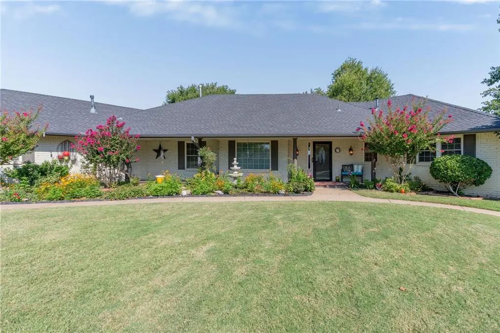 10001 Harvest Hills Road, Oklahoma City