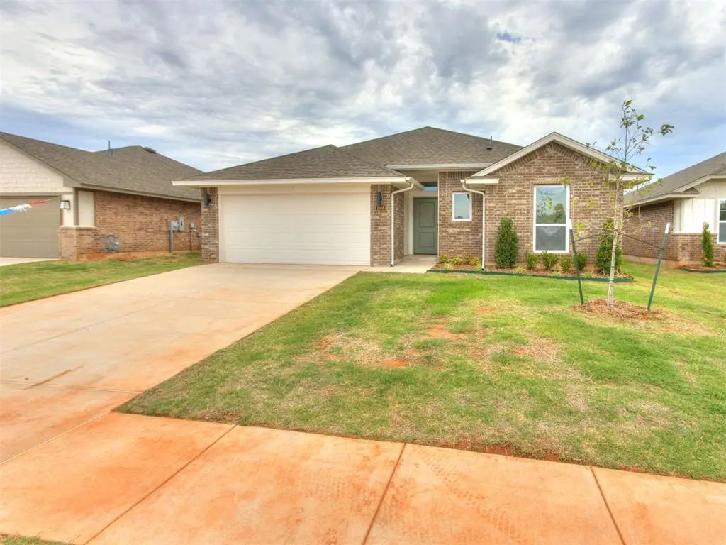1808 Pin Cherry Lane, Moore, OK, 73160 For Sale
