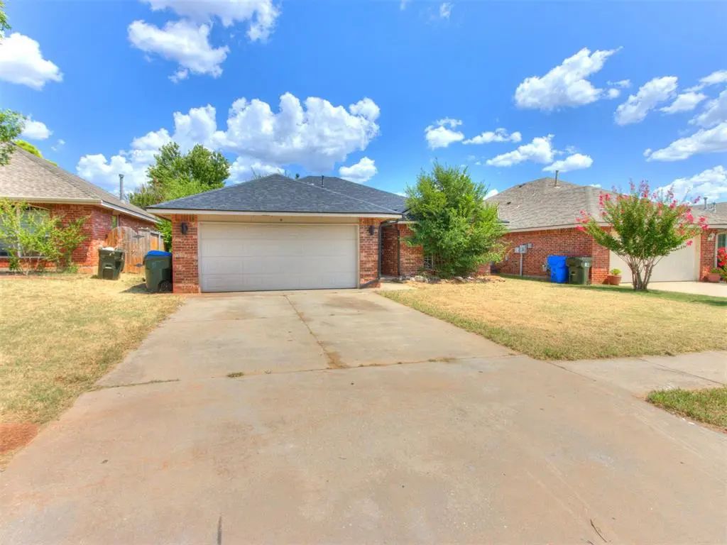 3413 Shona Way, Norman