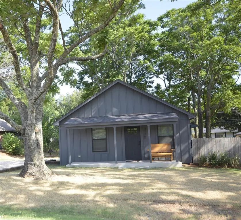 313 Se 2nd Street, in the city of Blanchard Real Estate in OK by Blanchard,