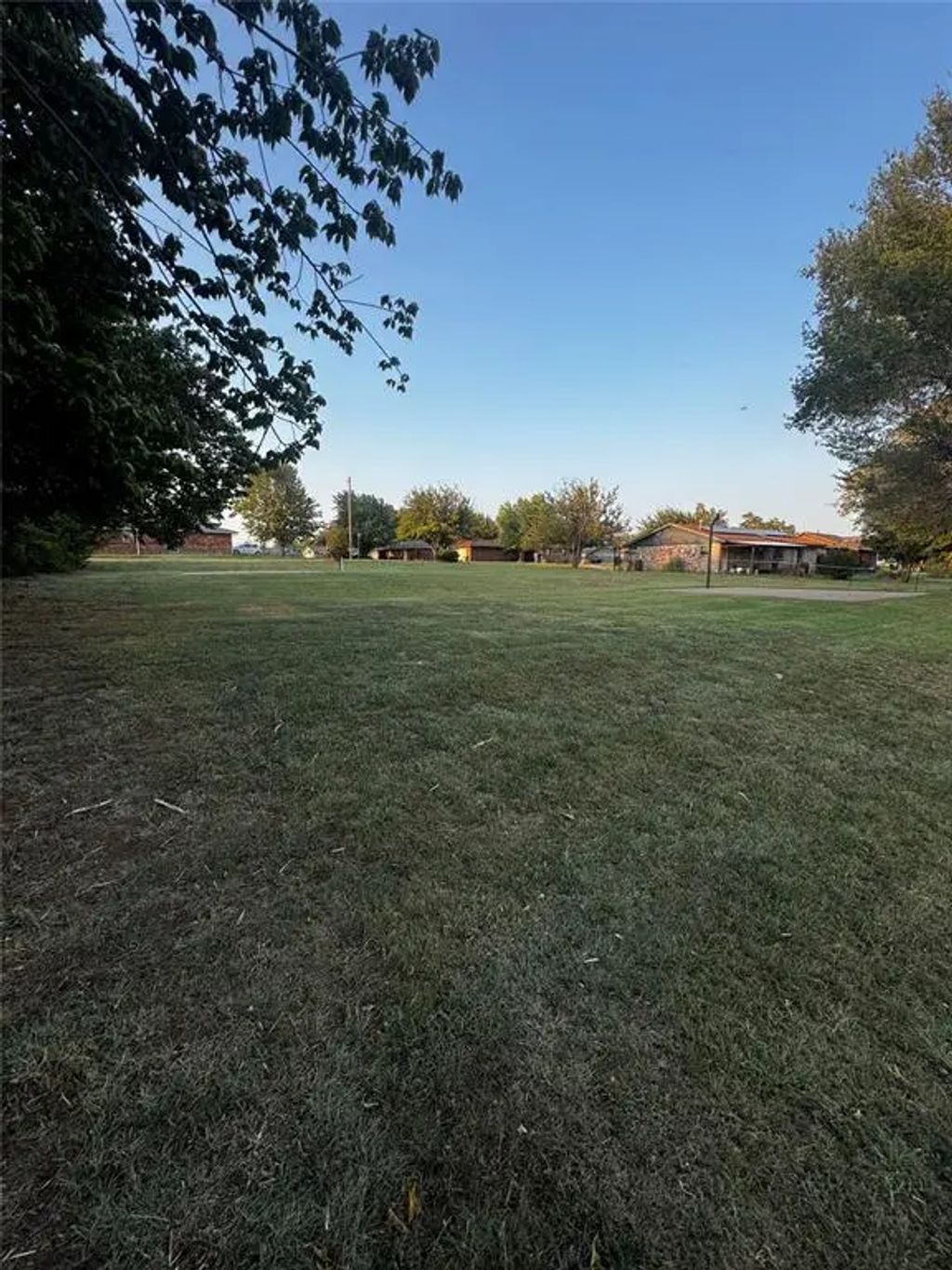 2609 W Orbit Drive, Guthrie