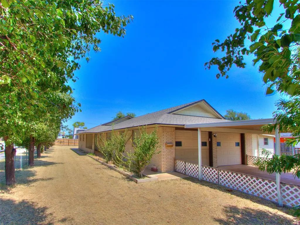 10500 N Western Avenue, Oklahoma City