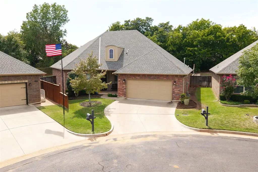 Residential Real Estate for Sale at 5636 Nw 126th Street in the city of Oklahoma City by MLS #1244450