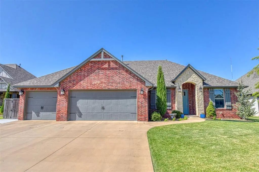 4217 Frontier Trail, Norman