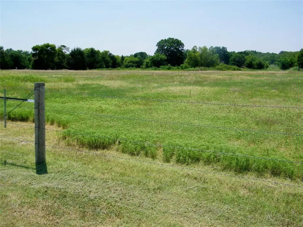 506620 E County Road 1510a / 5 Acre Lot, Stratford