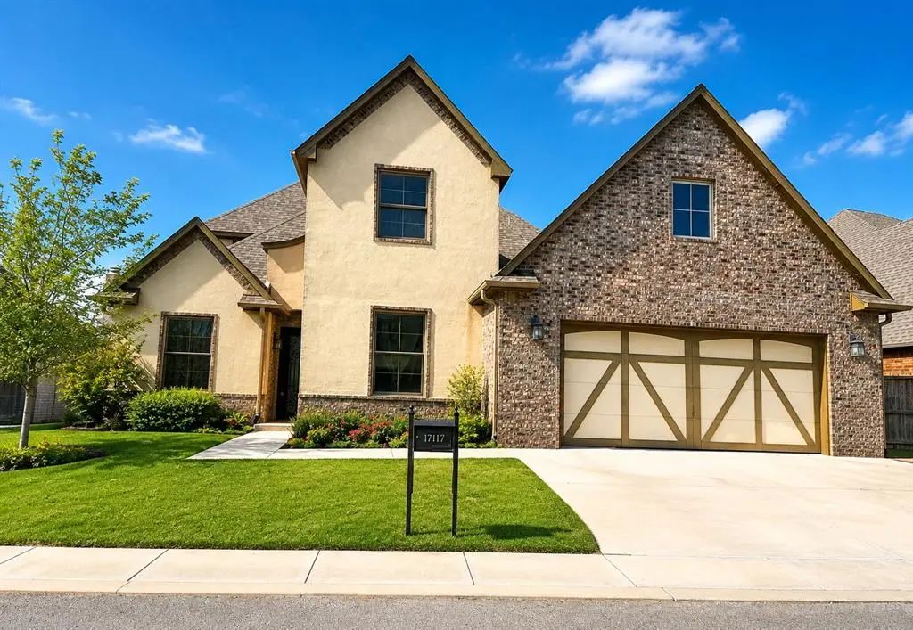 17117 Royal Troon Drive, Edmond