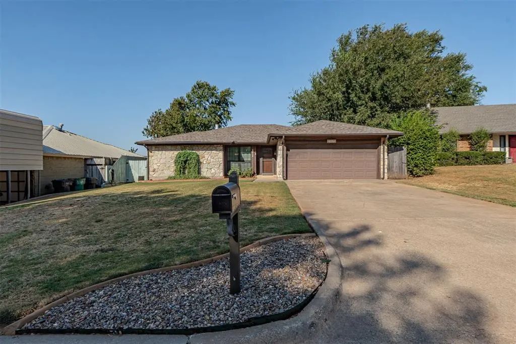 9809 Southridge Drive, Oklahoma City