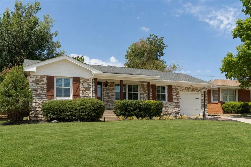 10013 Ridgeview Drive, Oklahoma City