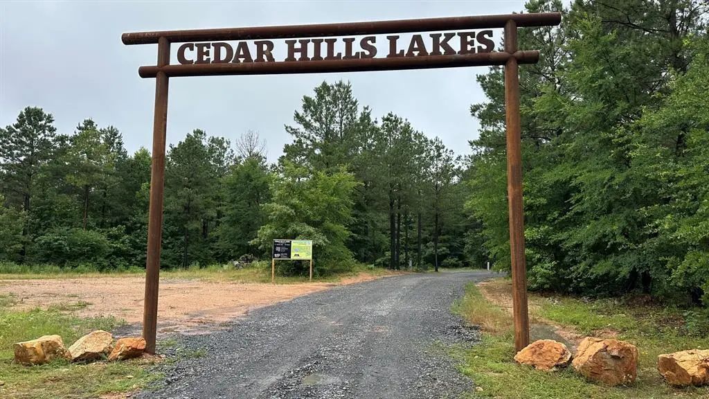 00 Cedar Hills Lakes, Broken Bow