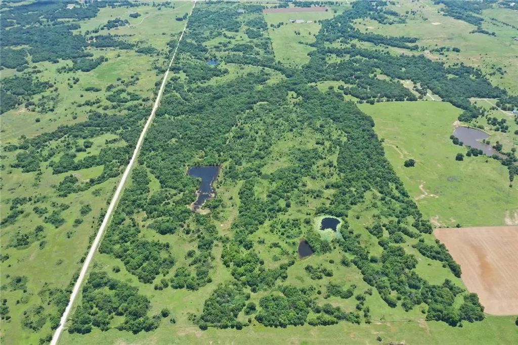 N County Rd 3210 Tract 15 & 16, Pauls Valley