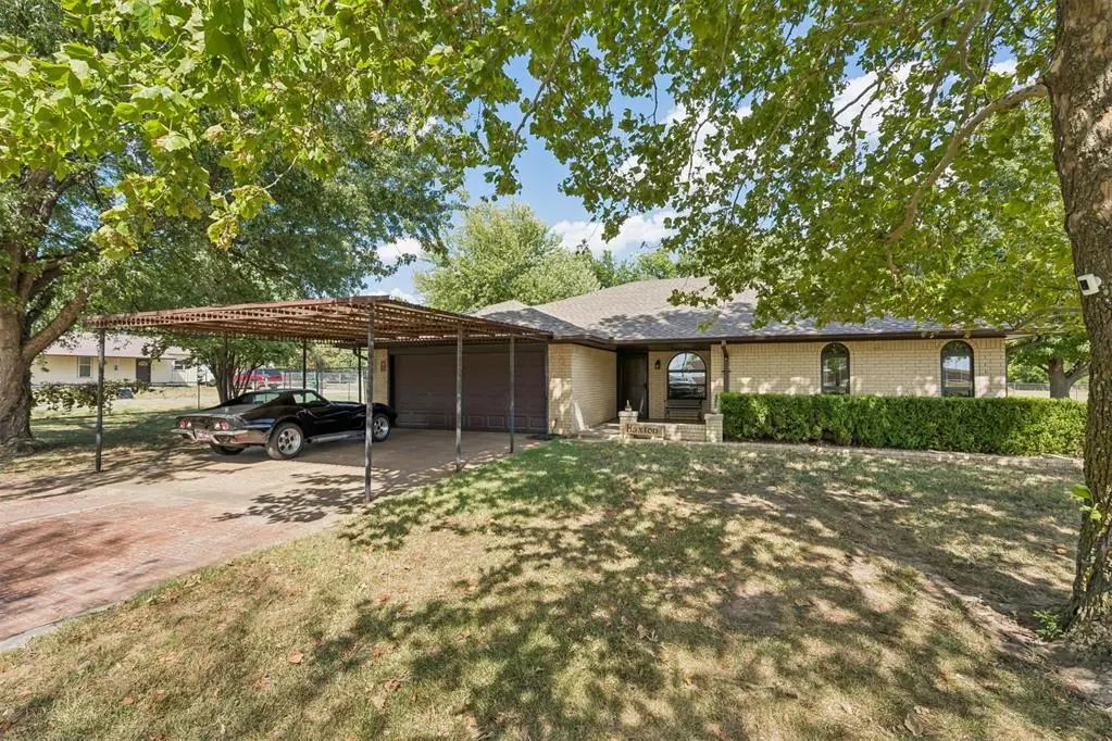 Homes for Sale located at 931 County Street 2910, in the city of Tuttle, OK 73089