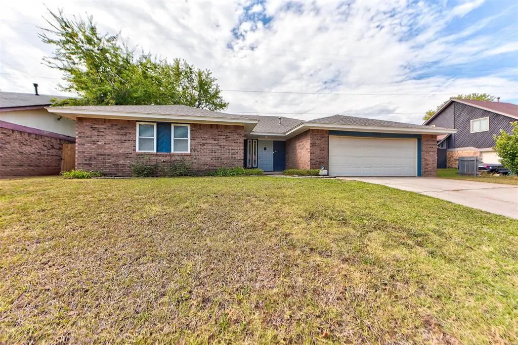 6612 Elk Canyon Road, Oklahoma City