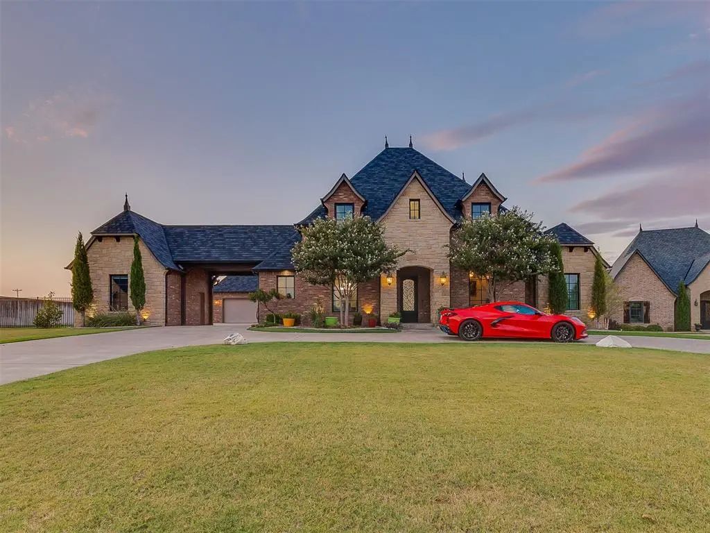 4213 Paloma Circle, Edmond
