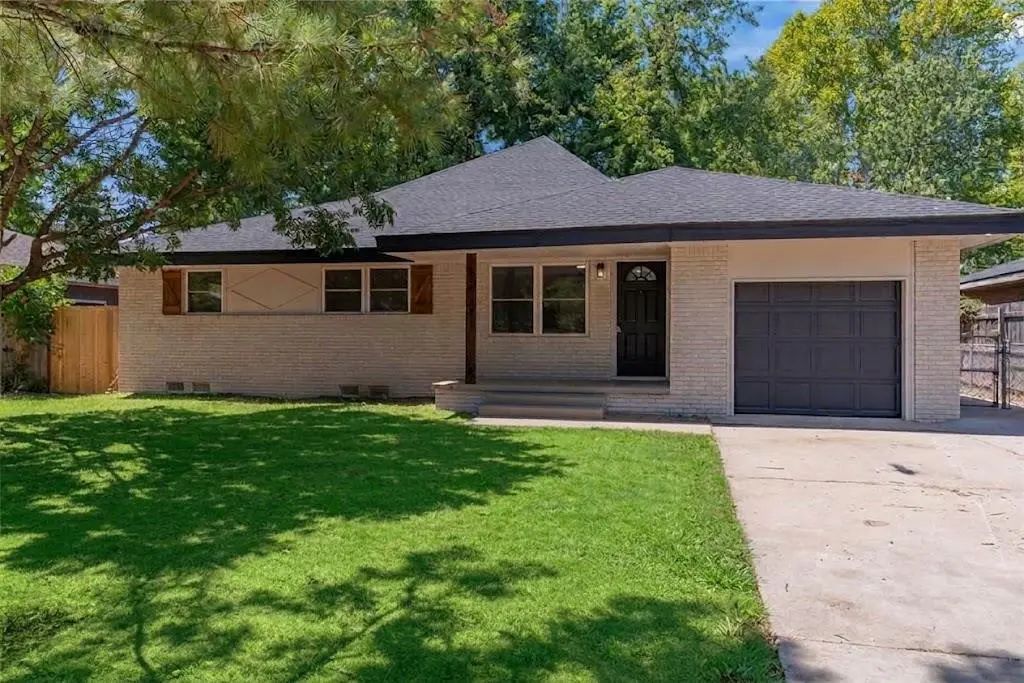 526 Dee Ann Drive, Norman
