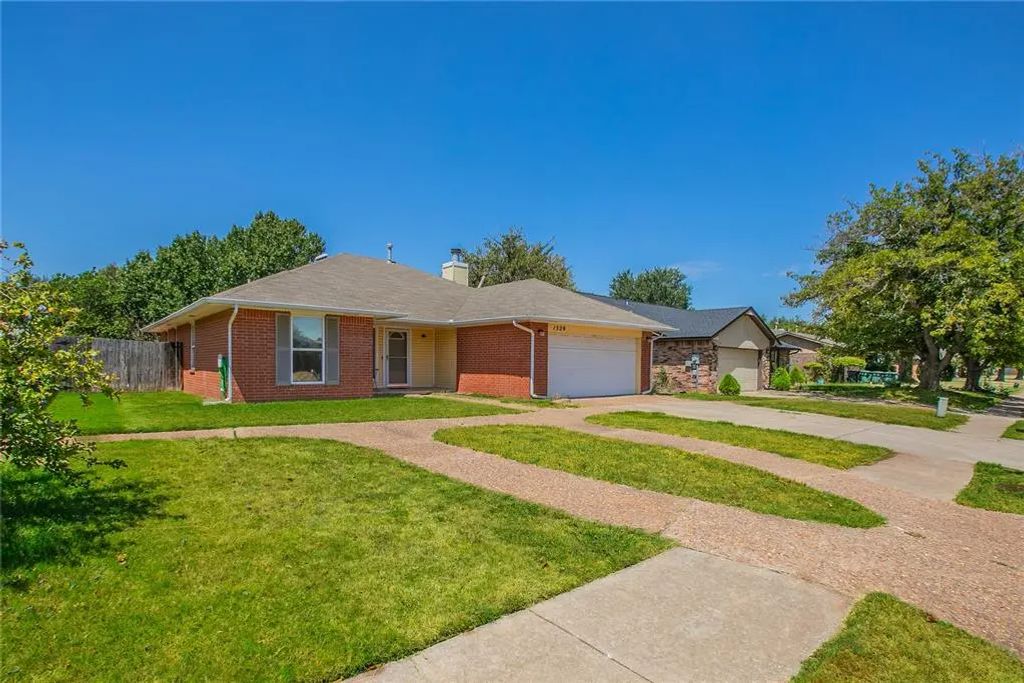 1329 Greenfield Drive, Edmond