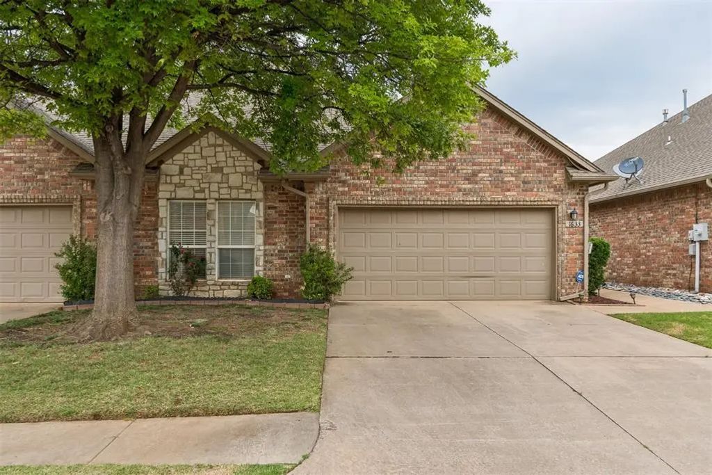 1633 Laurel Place, Edmond
