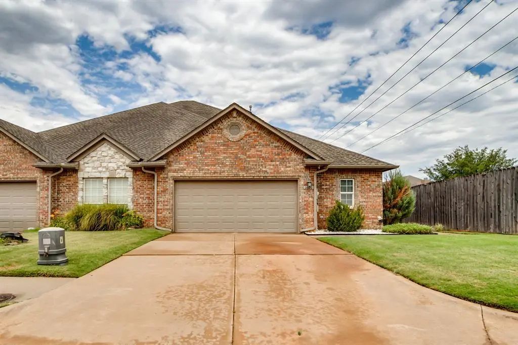 1601 Laurel Place, Edmond