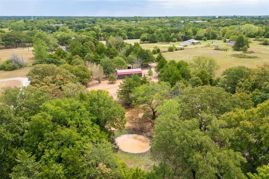 118 N Hurst Lane, Tecumseh