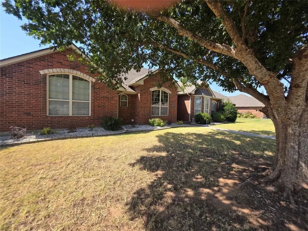 MLS Number 1245987 in the city of Norman Homes for Sale by St James Park 3, the zipcode of 73071