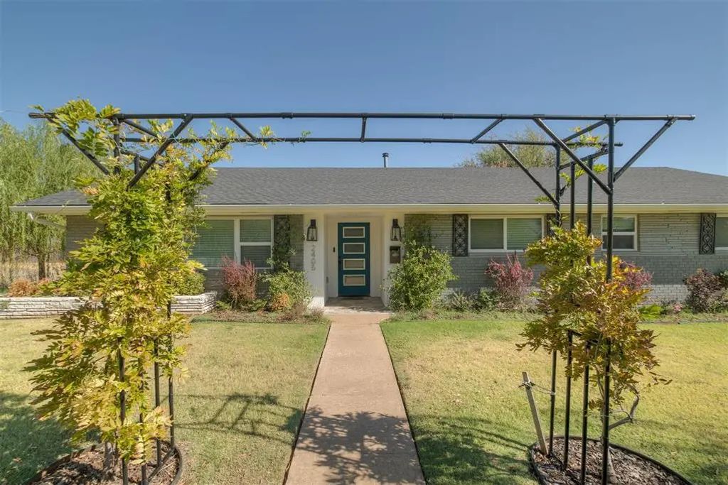 2405 Nw 59th Street, Oklahoma City