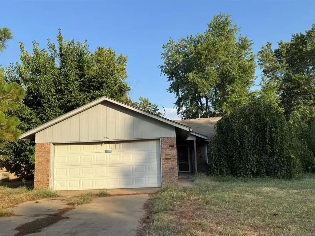 Homes for Sale located at 926 W Churchill Way, in the city of Mustang, OK 73064