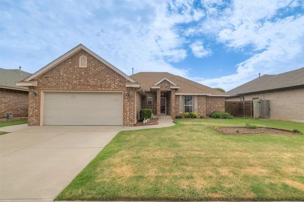 MLS #1246076 for Sale at 1912 Nw 177th Street, in the city of Edmond, 73012