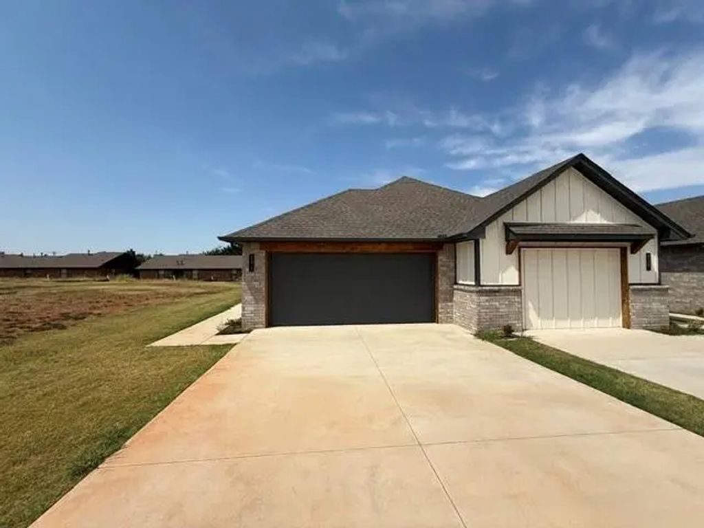 541 Wimbledon Road, Edmond