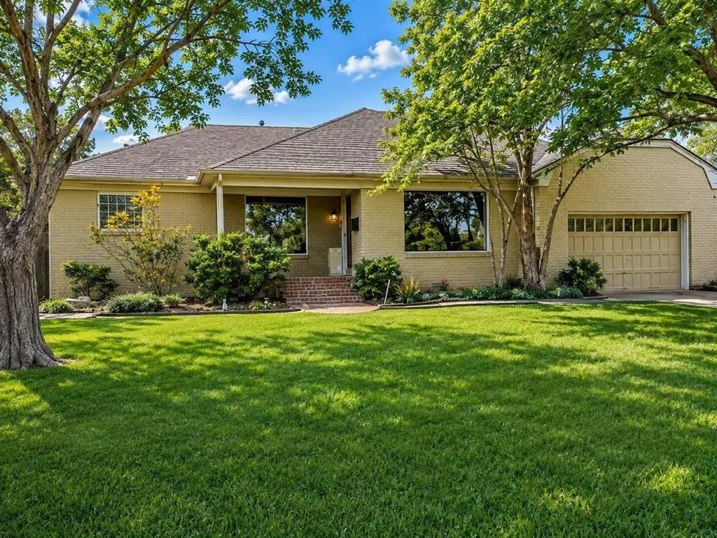 1710 Dorchester Drive, Oklahoma City
