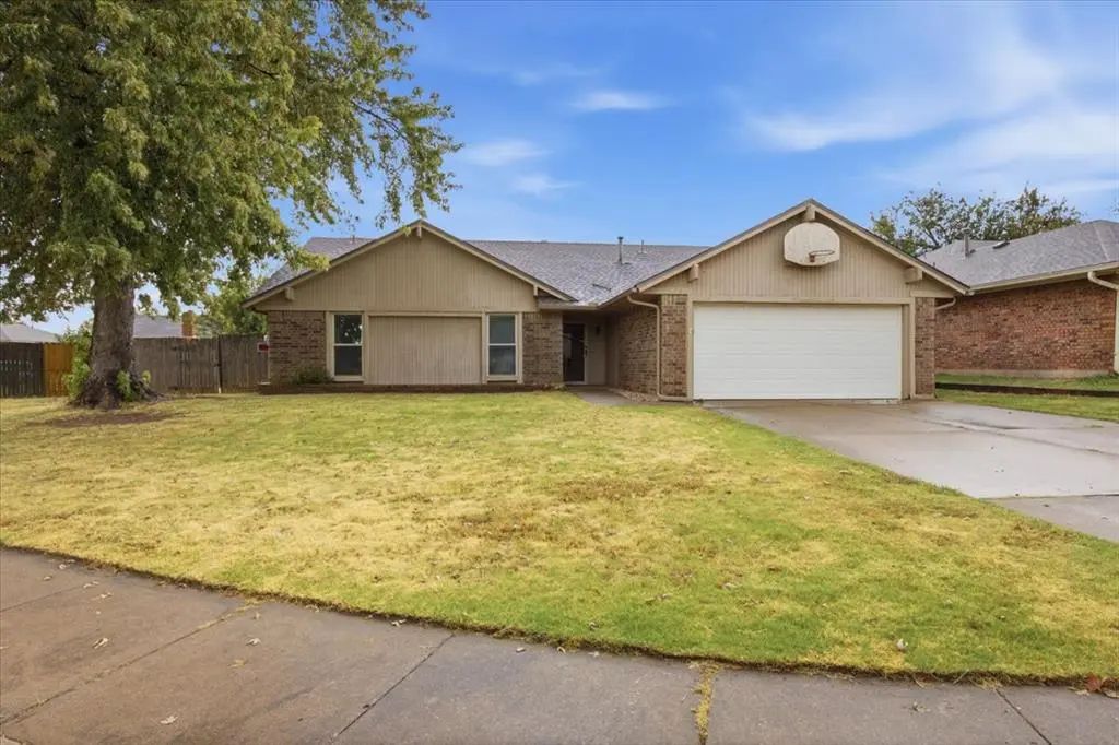 1419 W Aries Road, Edmond