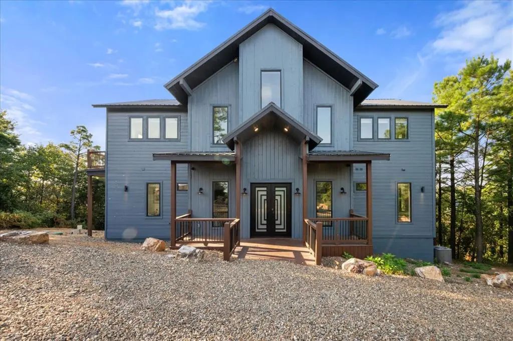 Residential Real Estate for Sale located in the neighborhood of Carter Mountain West Ph Ii, in the city of Broken Bow, OK