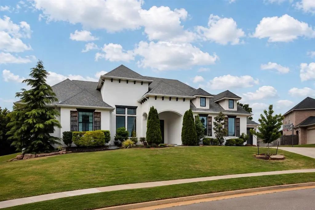 1140 Gateway Bridge Road, Edmond