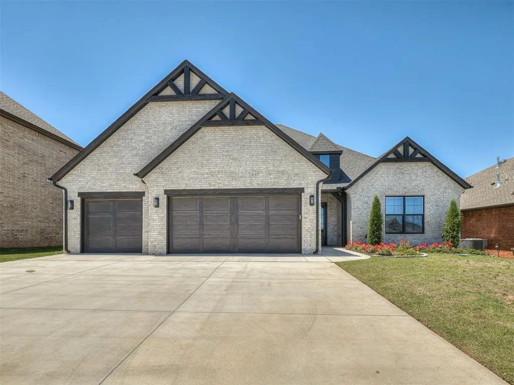 2217 Los Angeles Avenue, Edmond