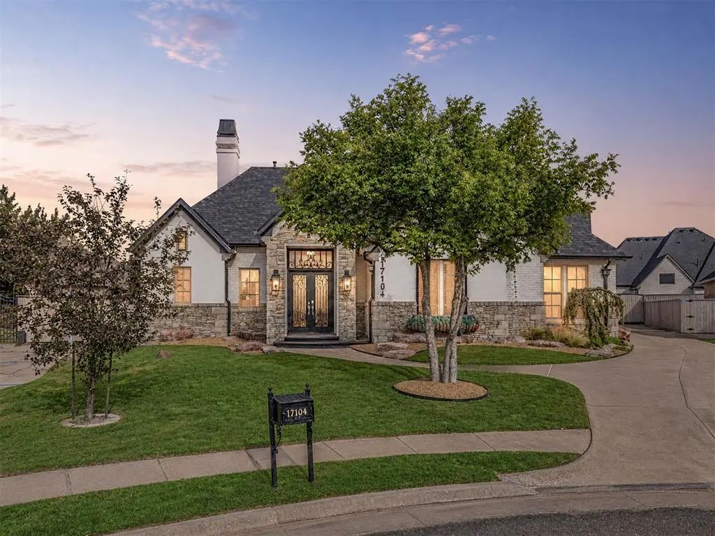 17104 Hawks Ridge Lane, Edmond
