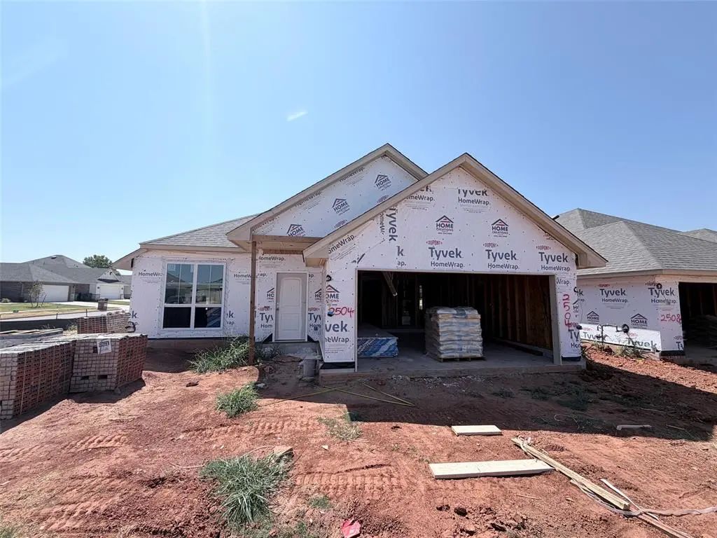 2504 Nw 196th Street, Edmond