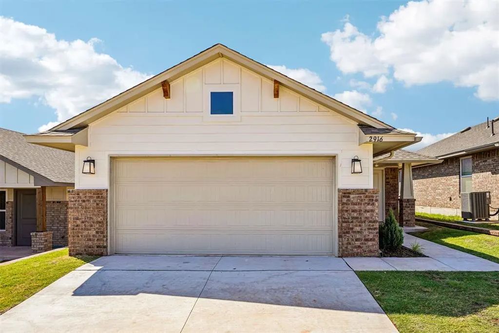 2916 Nw 196th Place, Edmond