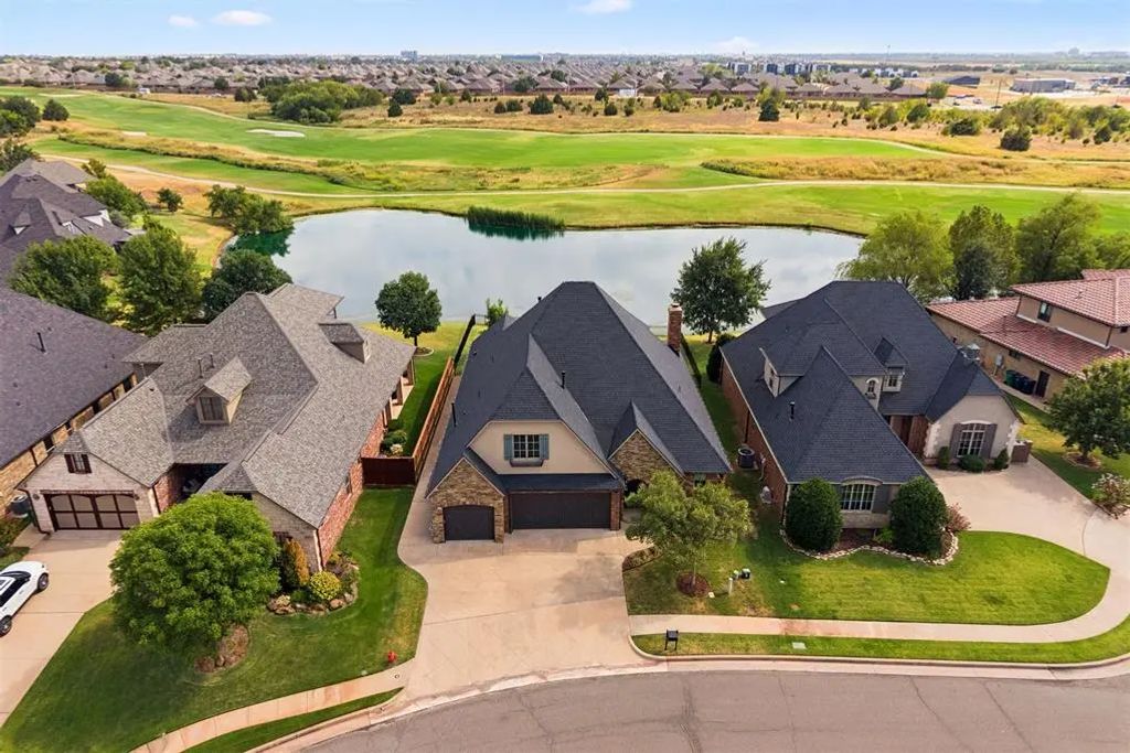 16733 Little Leaf Court, Edmond