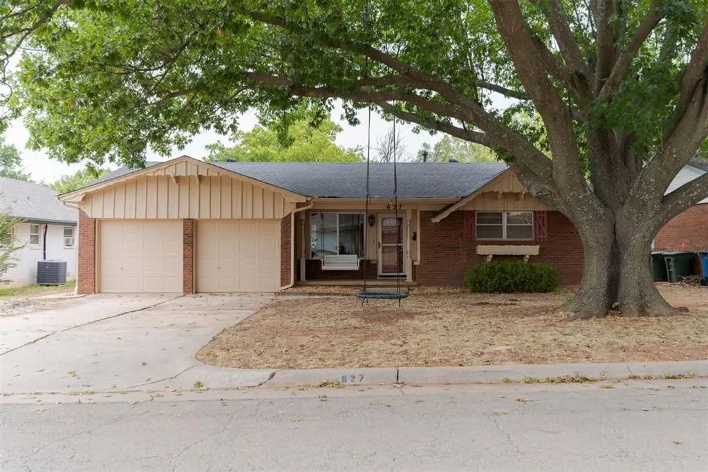 627 Ridgecrest Road, Edmond