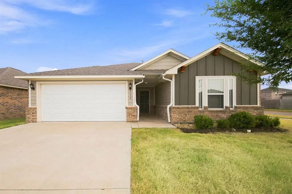 920 Nw 3rd Street, Newcastle, OK, 73065 For Sale