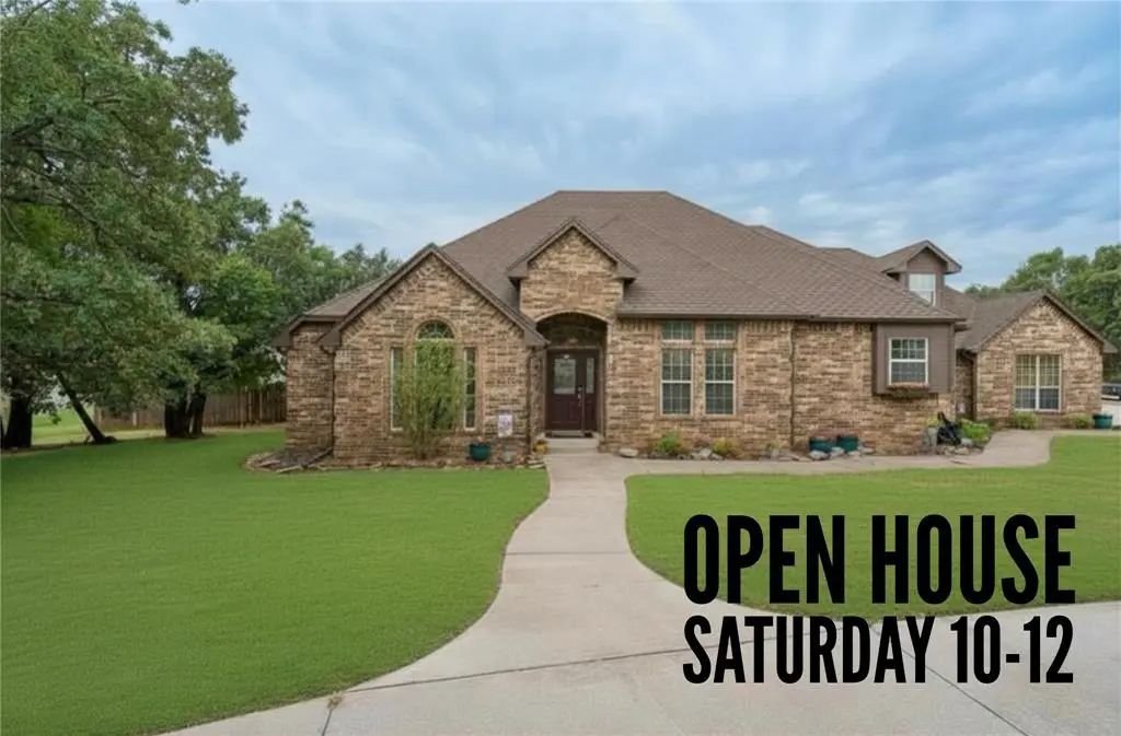 MLS #1246667 for Sale at 825 Liveoak Lane, in the city of Blanchard, 73010