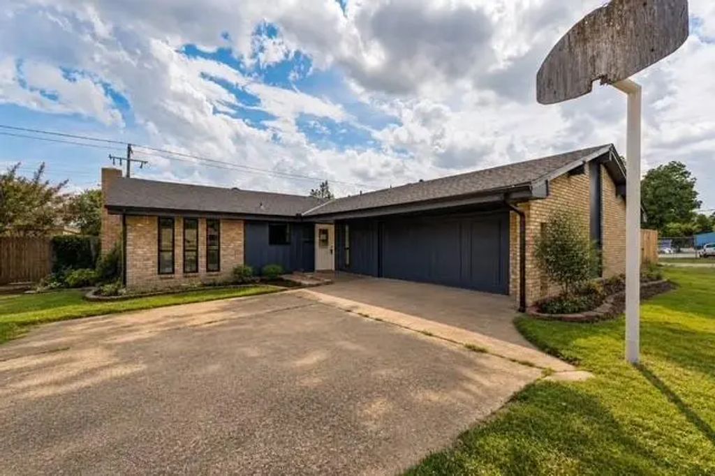 6736 Cherry Place, Oklahoma City