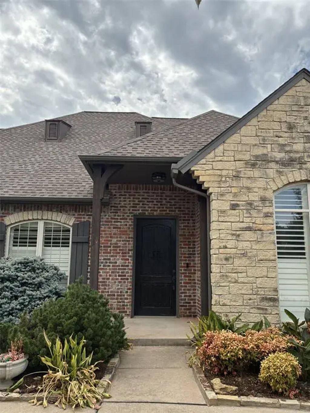 10209 Timber Valley Drive, Oklahoma City