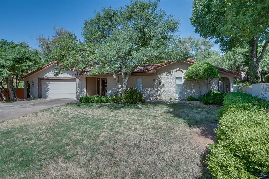 6109 Shaftsbury Road, Oklahoma City