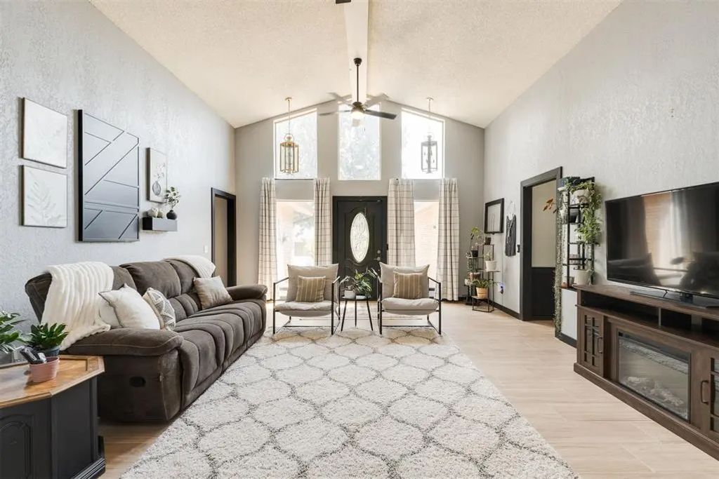 6701 Newman Drive, Oklahoma City