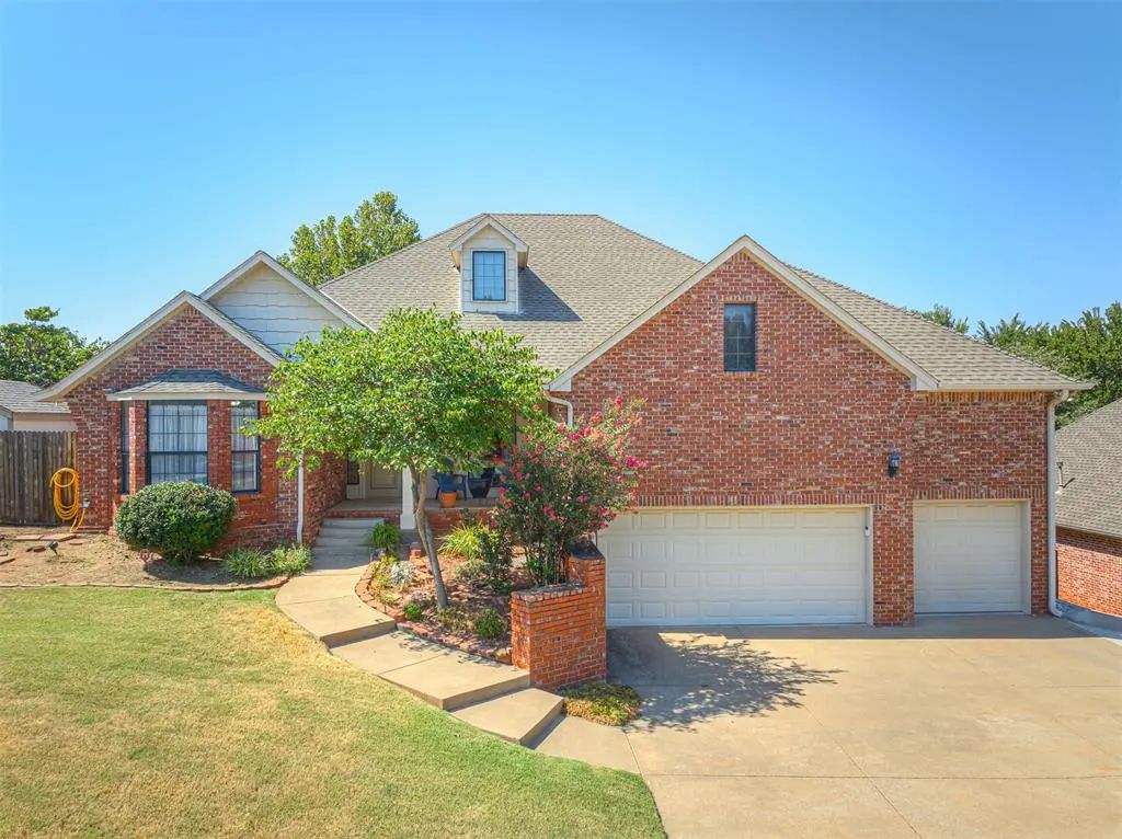 2601 Ashebriar Lane, Edmond