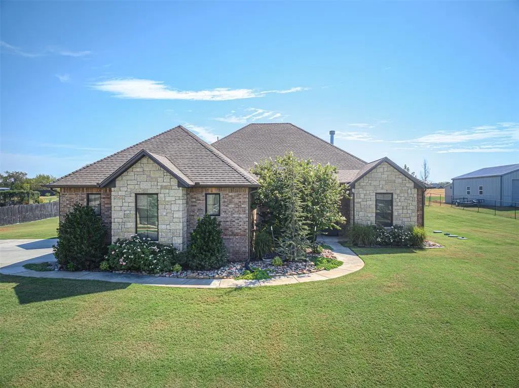 MLS Number 1246922 in the city of Blanchard Homes for Sale by THE FARM PHASE II, the zipcode of 73010