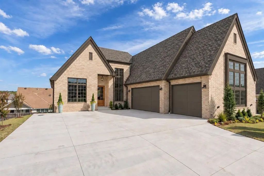 2816 Evening Stroll Drive, Edmond