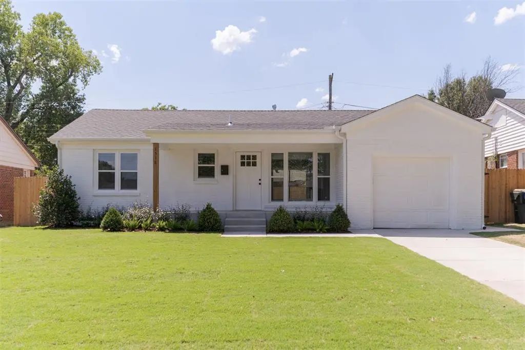 1518 Carlisle Court, Oklahoma City