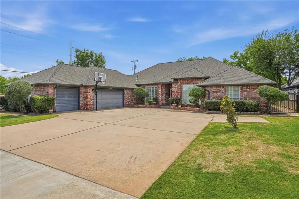 3600 Burlington Drive, Norman