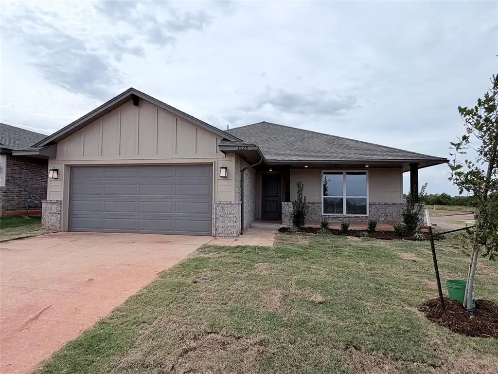 Residential Real Estate for Sale located in the neighborhood of Chateauberry, in the city of Edmond, OK