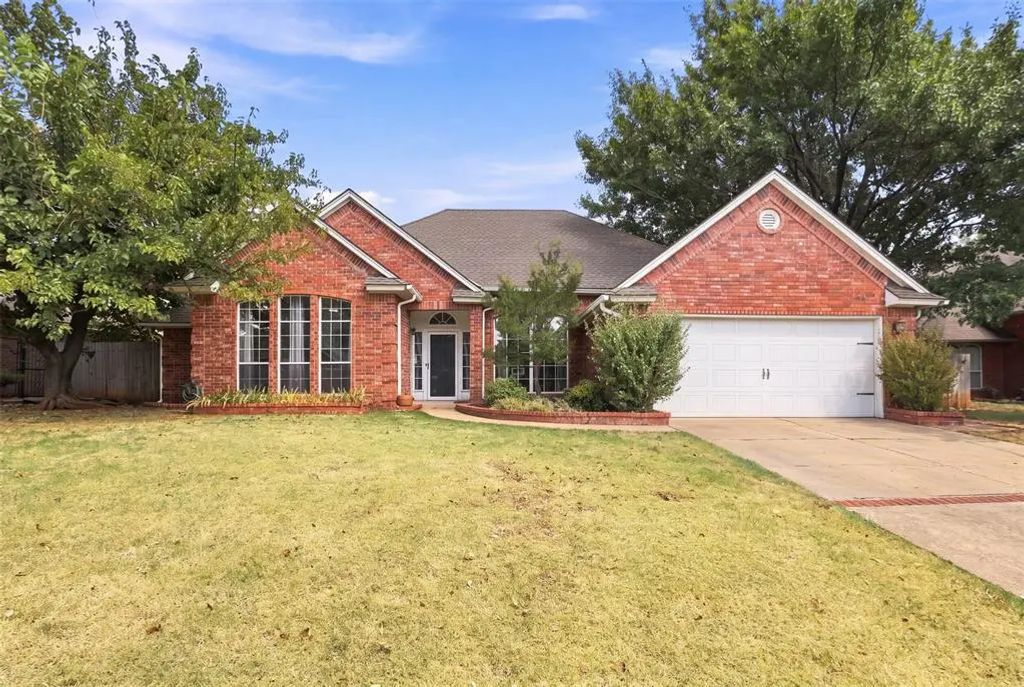 1200 Kingston Boulevard, Edmond